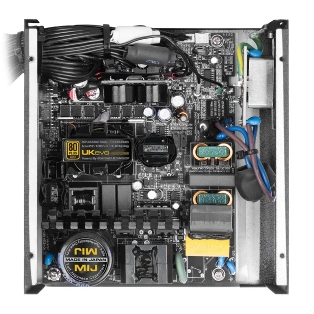 منبع تغذیه کامپیوتر 700W وات گرین مدل GP700A-UK EVO V3.1 (ATX 3.1) 102716880